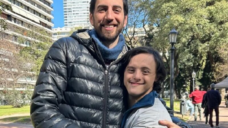 La historia de Santiago Demarco, del bullying en la adolescencia a brillar en “División Palermo”