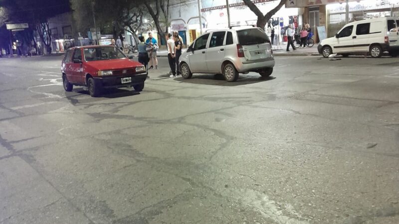 Motociclista menor de edad lesionado luego de un choque