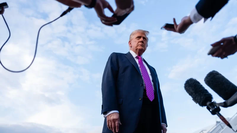 Un juez desestima la demanda de Trump contra The New York Times