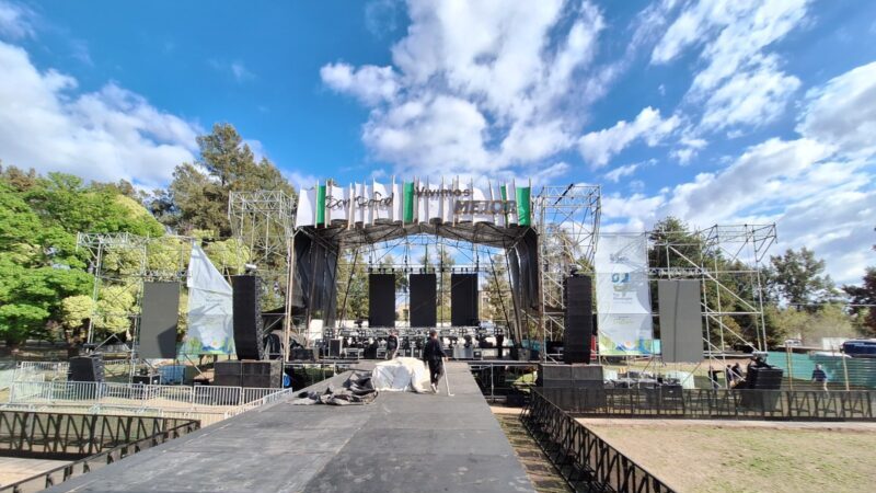 Todo listo para recibir la primavera en el parque Yrigoyen