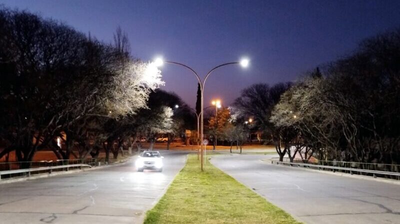 Las luces Led llegan a las avenidas del barrio Unimev y zonas aledañas
