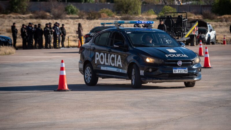 La Policía de Mendoza potencia la formación de sus choferes con un curso que recorrerá toda la provincia