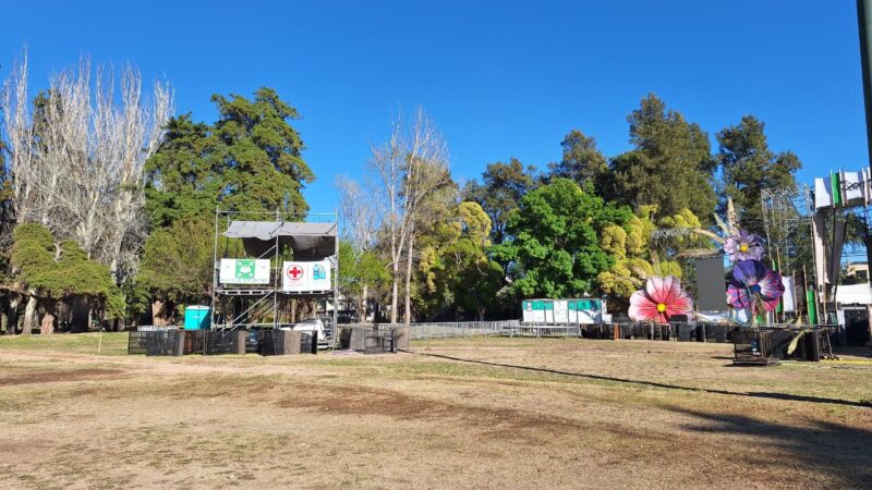 Intenso operativo de limpieza tras la Primavera en el parque