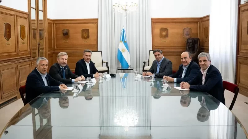 Abrir el diálogo y cancelar deudas: los objetivos del Gobierno tras la reunión con Cornejo y otros gobernadores