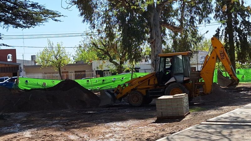 El municipio avanza con la renovación de tres plazas en ciudad