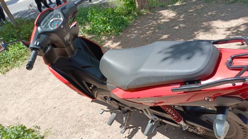Tres detenidos vinculados con el robo de una moto y otros hechos delictivos