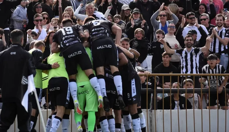 Día histórico para el fútbol mendocino
