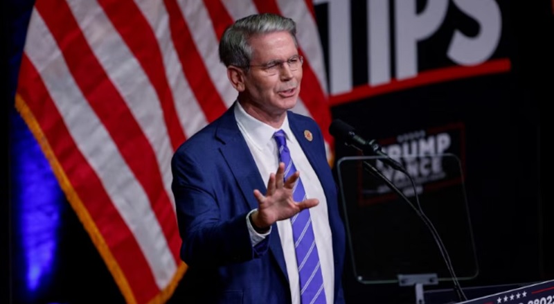 Scott Bessent: “Milei tiene el compromiso de sacar a China de la Argentina”