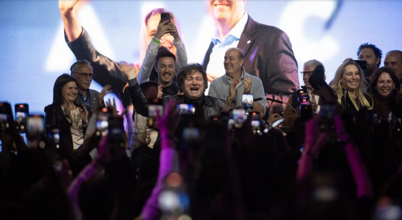 El Gobierno gana en PBA, CABA, Córdoba, Santa Fe y Mendoza y obtiene más del 40% de los votos a nivel nacional