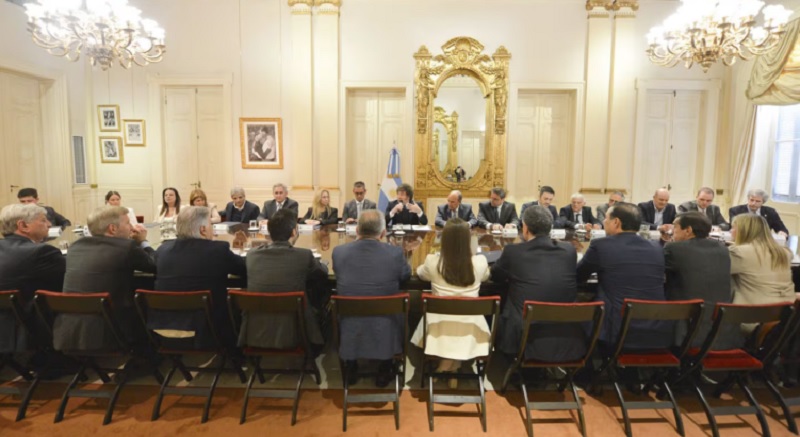 Los gobernadores destacaron el diálogo con Milei y coincidieron en la necesidad de avanzar con las reformas