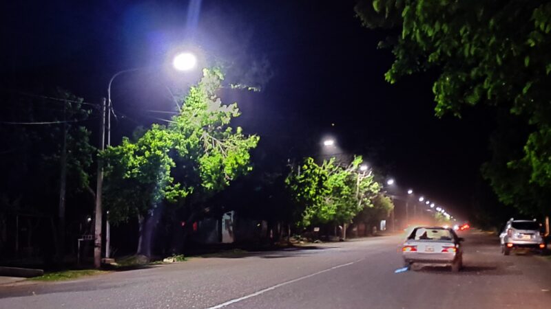 Ya funcionan las nuevas luces led de avenidas San Martín y Moreno