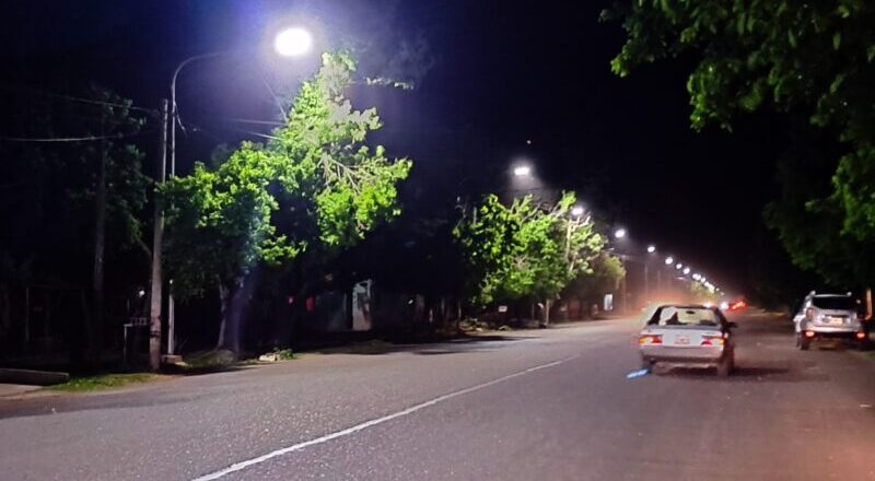 Ya funcionan las nuevas luces led de avenidas San Martín y Moreno
