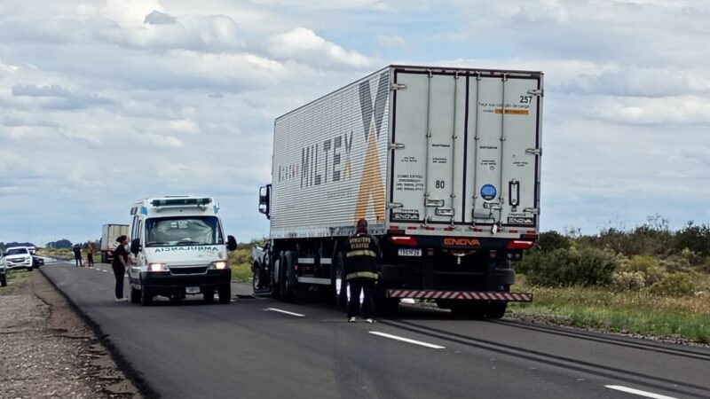 Choque frontal y muerte en ruta 153 cerca de Monte Comán