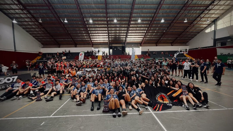 Más de 900 jóvenes de todo el país visitaron San Rafael para el nacional de handball