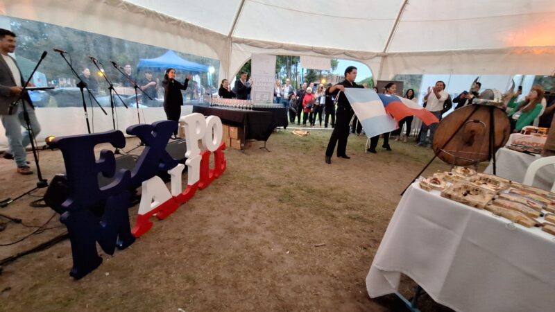 Cientos de visitantes pasaron por la Feria Internacional «Market Maule en San Rafael