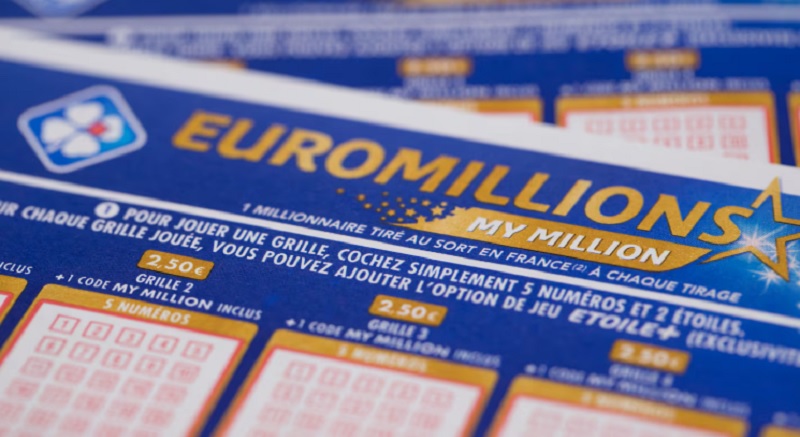 Cinco amigos compraron por primera vez un ticket de lotería y ganaron 250 millones de euros