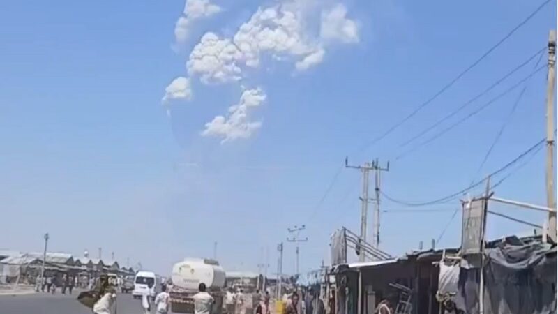 Poderosa erupción del volcán que estuvo dormido durante 10.000 años