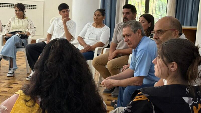 El intendente se reunió con pacientes oncológicos que no están recibiendo medicamentos vitales