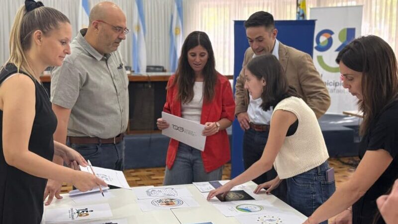 El HCD eligió el logo por los 150 años con amplia participación ciudadana