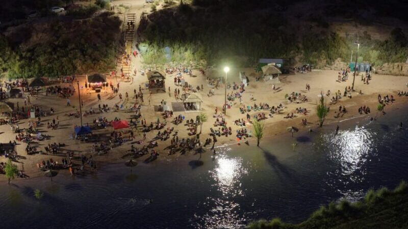 Recibimos el verano con un gran sunset en la Costanera de Los Tableros