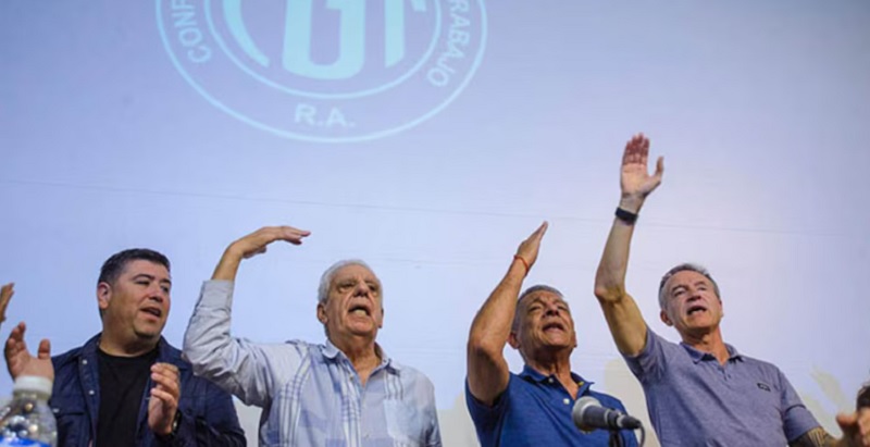 Gesto del Gobierno a la CGT: la reforma laboral no modificará las cuotas solidarias