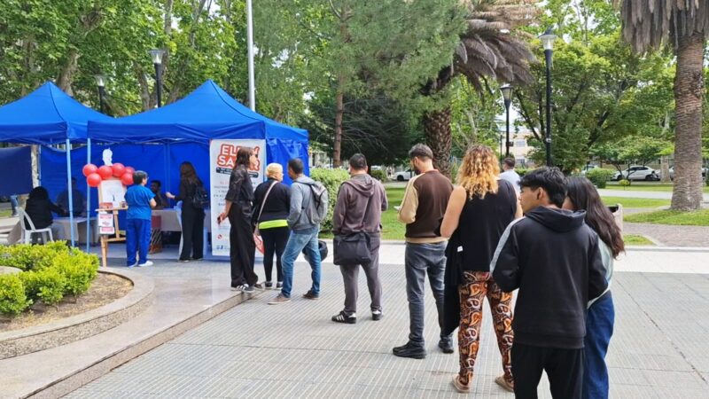 Testeos gratuitos en plaza San Martín por el Día Mundial del HIV
