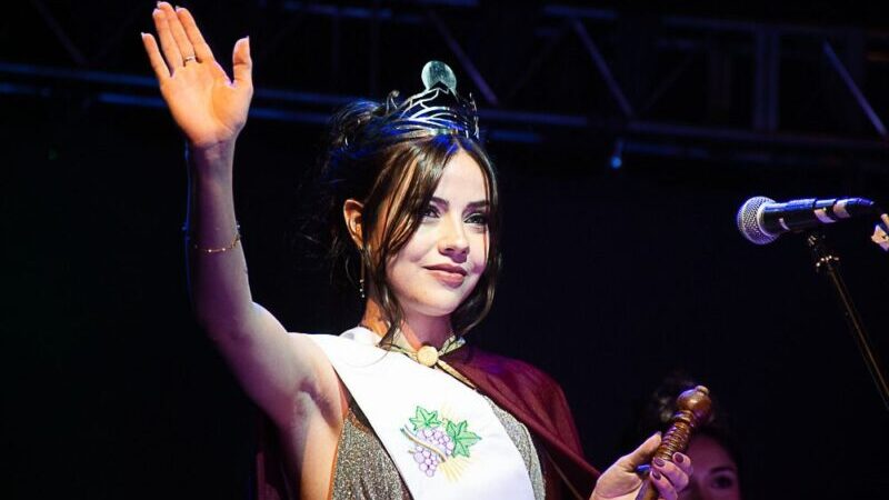 Julieta Abigail Romero, nueva representante vendimial de Las Paredes
