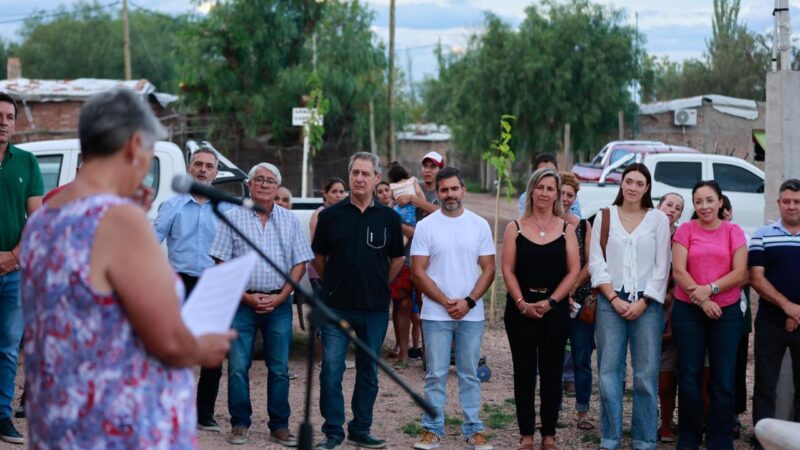 Omar Félix destacó el trabajo junto a los vecinos para el desarrollo del barrio La Carolina