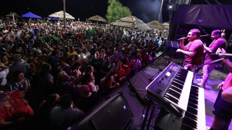 Monte Comán y una multitudinaria fiesta de carnaval en la costanera