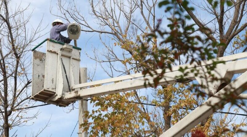 Trabajos de recuperación del alumbrado público tras las inclemencias climáticas
