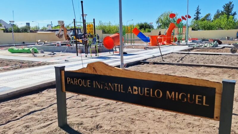 Más espacios públicos: el municipio inaugura una plaza en Cuadro Nacional y un Parque Infantil en Real del Padre