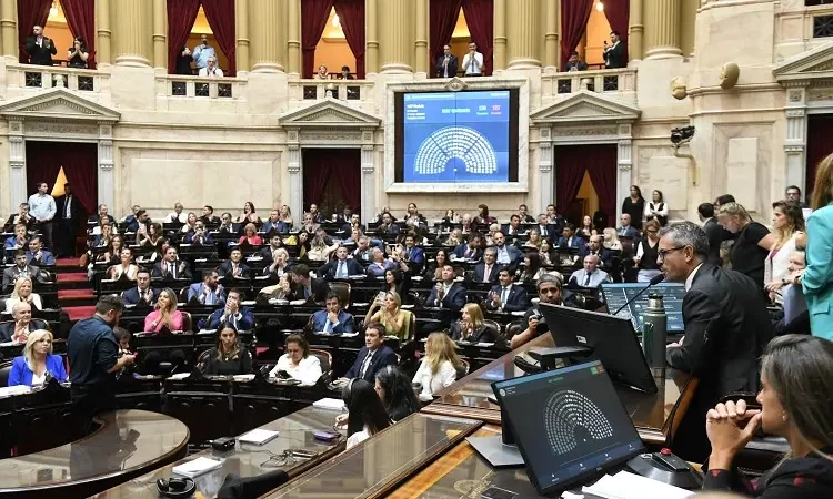 Senado: el oficialismo consiguió dictamen de la reforma laboral y buscará aprobarla el próximo viernes