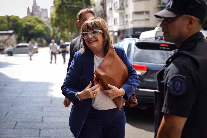 Senado: Patricia Bullrich avanza con la reforma laboral, pero depende de la negociación con los gobernadores