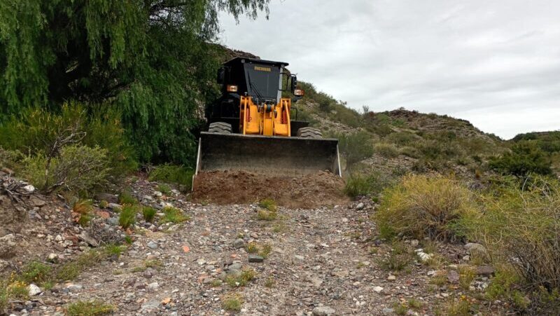 El municipio trabaja intensamente para recuperar caminos rurales afectados por las tormentas en El Secano