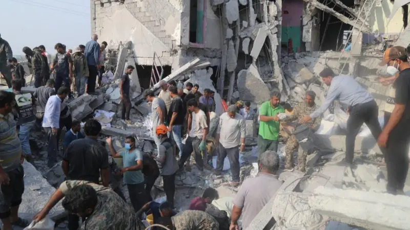 Al menos 153 personas murieron en una escuela de niñas atacada por EE.UU. e Israel, según Irán