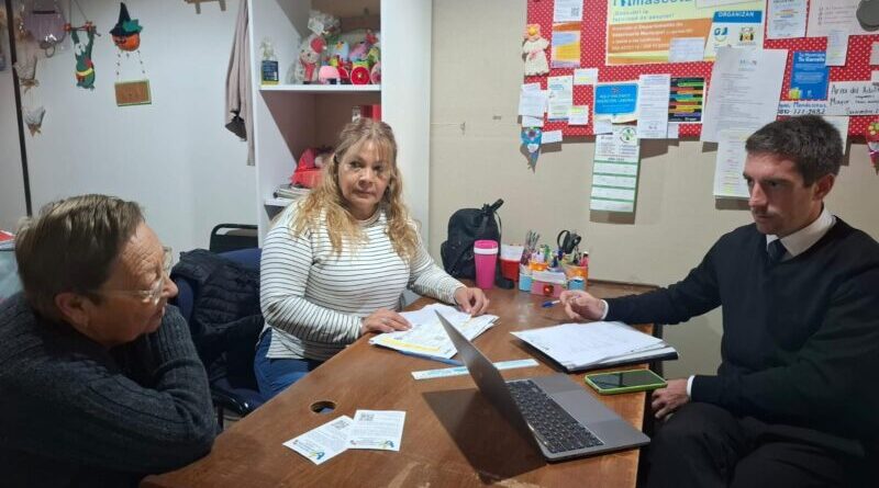El municipio acerca servicios de empleo y mediación a distritos