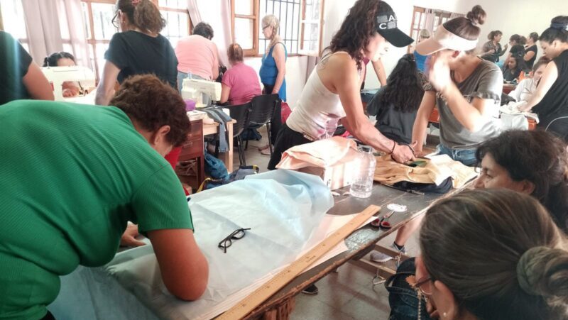 Iniciaron los cursos y talleres del Polo Textil Municipal con múltiples propuestas y cientos de participantes