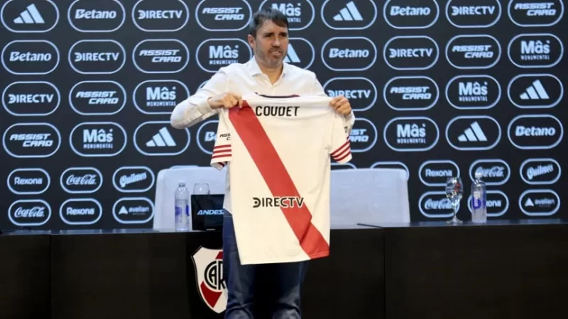 Chacho Coudet fue presentado como técnico de River: «No vine a un cumple, hay que ganar campeonatos»
