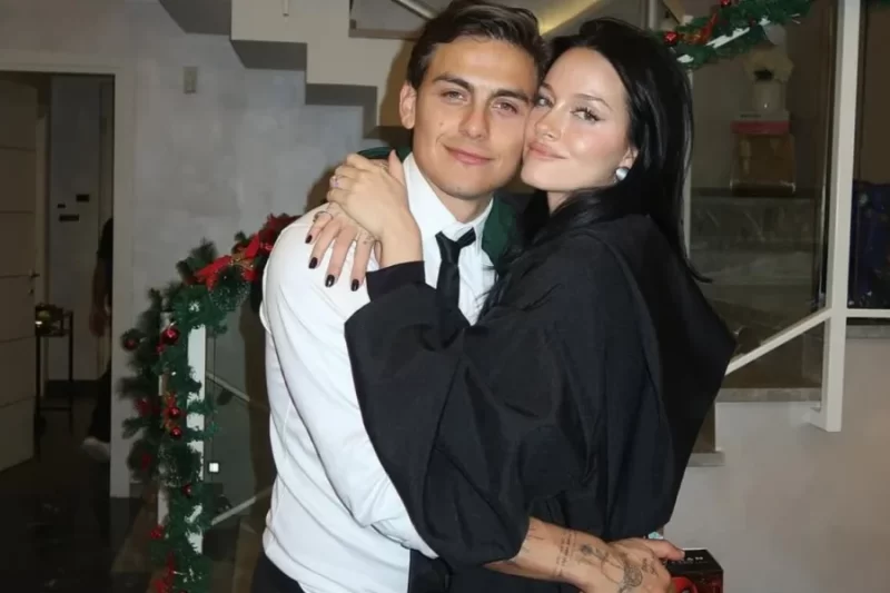La primera foto de la hija de Oriana Sabatini y Paulo Dybala: “Un aplauso pa mami y papi”