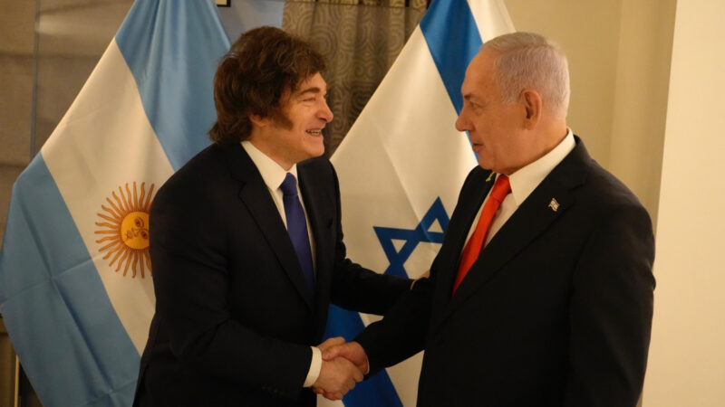 Guerra en Medio Oriente: Milei participará del acto por el atentado a la Embajada de Israel
