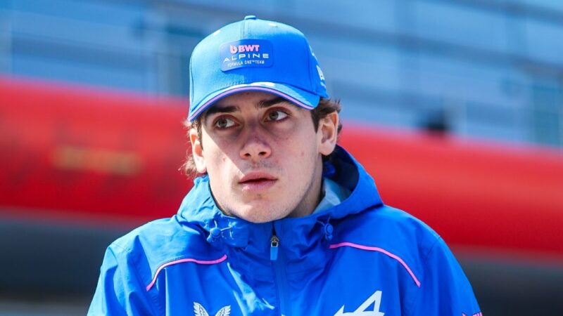 Colapinto tuvo un accidentado inicio en el GP de Japón: dolor en el hombro y problemas técnicos en Suzuka