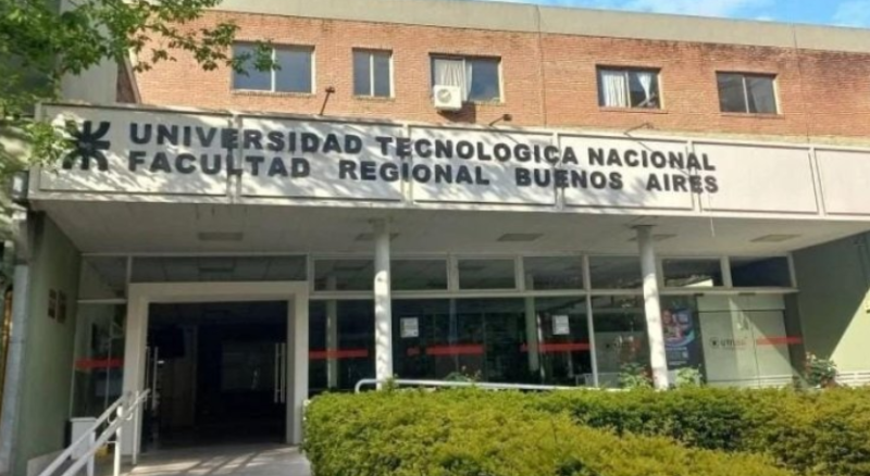 Más de mil docentes dejan de enseñar en la UTN por los bajos sueldos universitarios