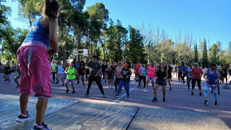 Zumba, Recreo, y Biciescuelas llenan de actividad los sábados del Poli 1