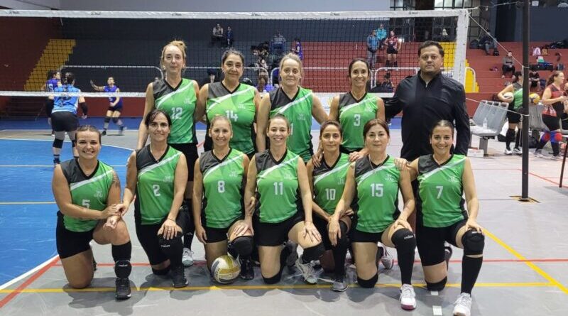 El Poli 2 se llenó de vóley