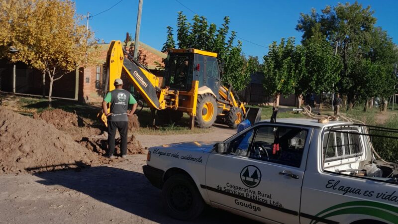 Más y mejor agua potable para los vecinos de Goudge