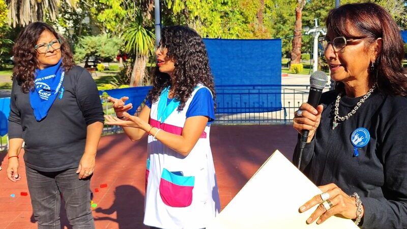 San Rafael conmemoró el Día de la Lengua de Señas Argentina con una clase abierta en Plaza San Martín