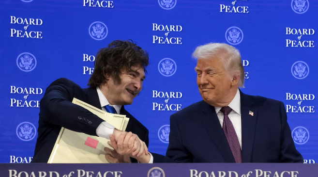 En medio de la escalada de tensión con Irán, Milei volvió a destacar su alianza con Trump: «El mundo debería estar agradecido son él»
