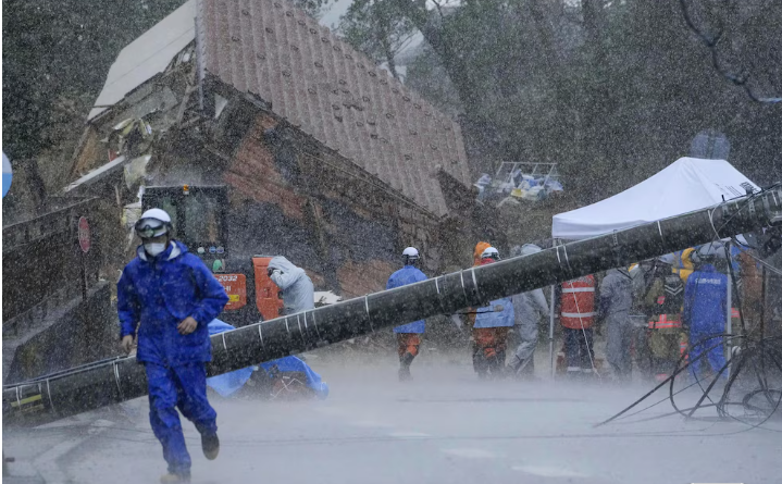 Un fuerte sismo sacude la costa de Japón; se emite una alerta de tsunami