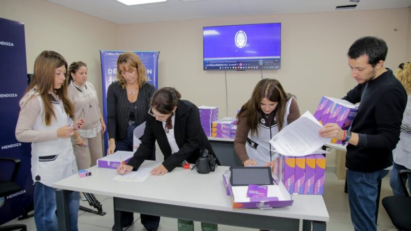 Escuelas primarias de San Rafael recibieron más de 160 dispositivos portátiles