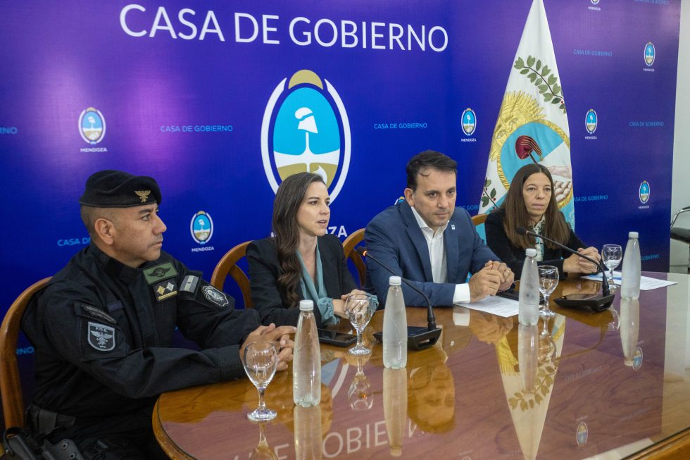 El Gobierno activa sanciones y refuerza acciones preventivas en escuelas ante amenazas